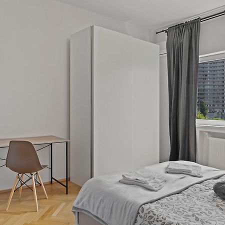 Ultracentral Dreamland Apartment 3 Bdrm Бухарест Экстерьер фото