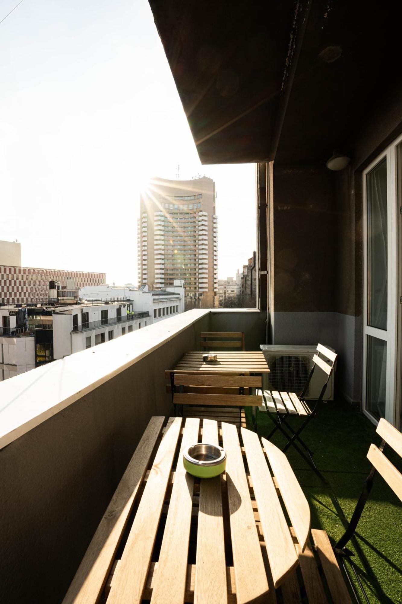 Ultracentral Dreamland Apartment 3 Bdrm Бухарест Экстерьер фото