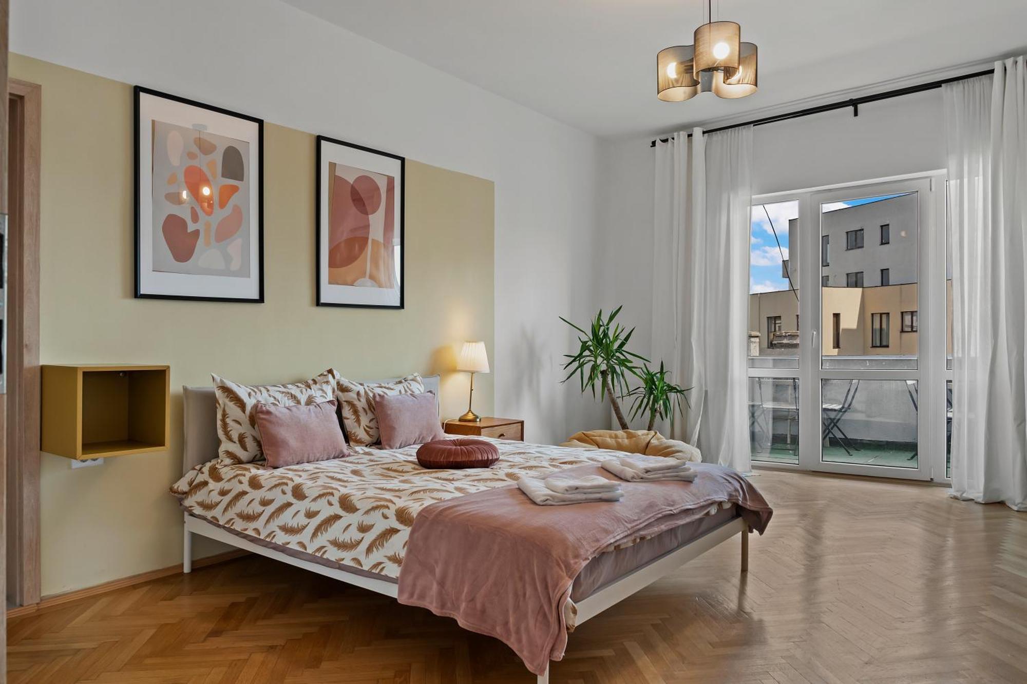 Ultracentral Dreamland Apartment 3 Bdrm Бухарест Экстерьер фото
