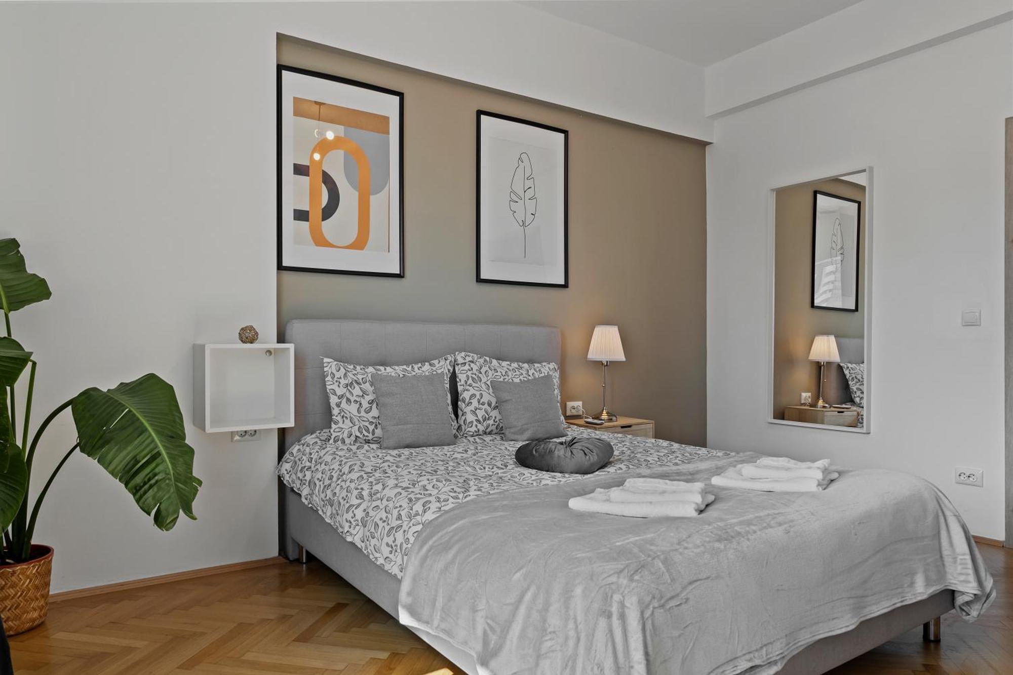 Ultracentral Dreamland Apartment 3 Bdrm Бухарест Экстерьер фото
