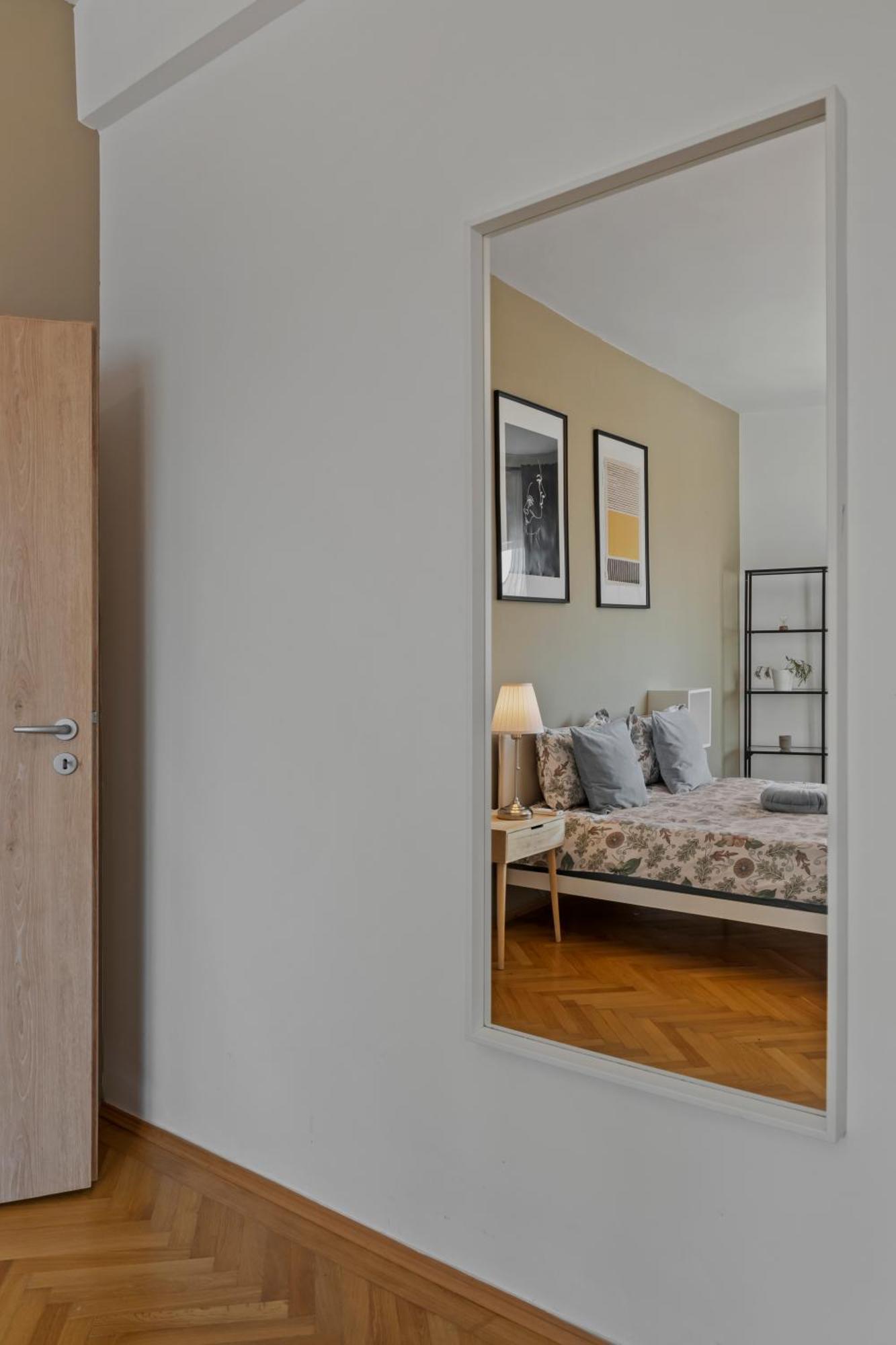 Ultracentral Dreamland Apartment 3 Bdrm Бухарест Экстерьер фото